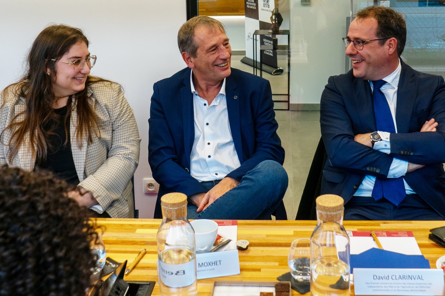 Lancement de la semaine mondiale de l’entreprenariat en Belgique chez E-net Business avec David Clarinval autour d’entrepreneurs brillants