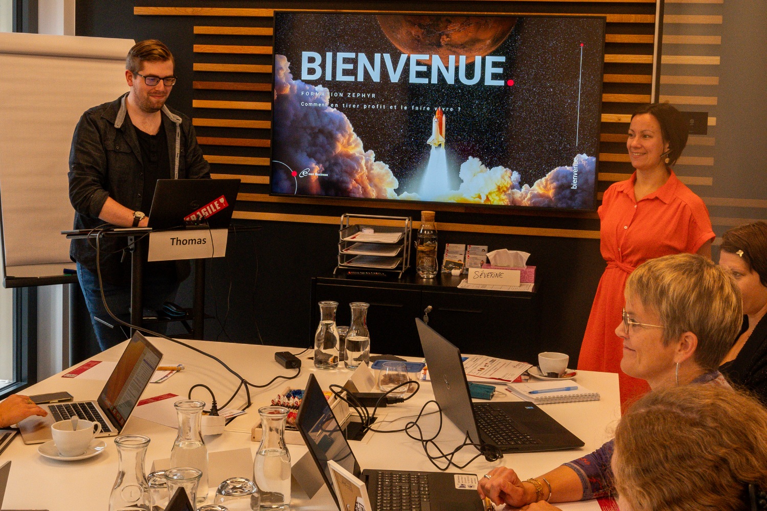 Célébrons la Journée mondiale des enseignant.e.s avec Annick Castiaux, la rectrice de l'UNAMUR, et des actrices et acteurs éminents dans le domaine éducatif.